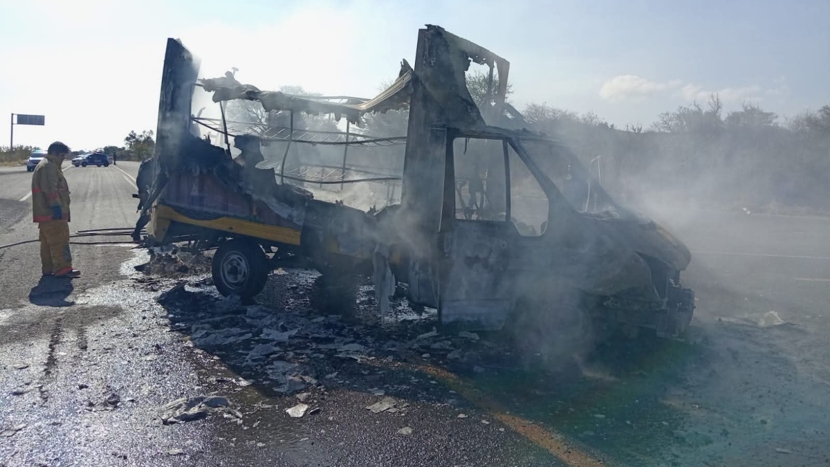 Quemas y narcobloqueos en Guanajuato