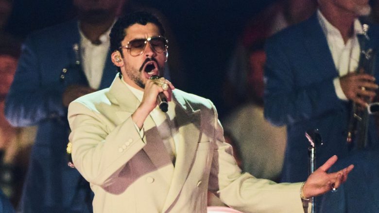 Reconoce Academia Puertorriqueña de la Lengua Española a Bad Bunny