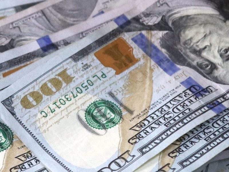 Provocan redadas migratorias que mexicanos envíen menos remesas tras 11 años de crecimiento sostenido