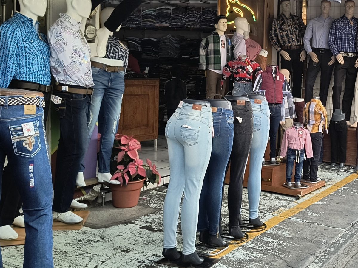 Venta de ropa en Moroleón y Uriangato