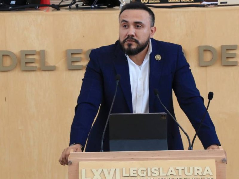 Tras renunciar al PAN, Salvador Tovar Vargas decide integrarse a Morena