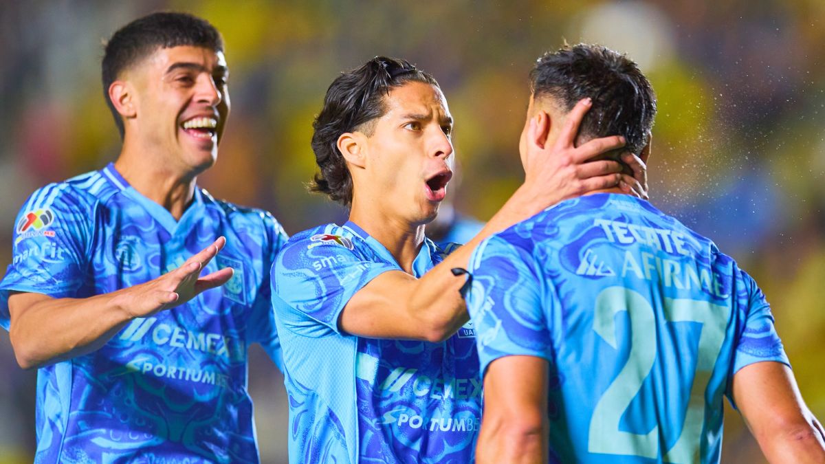 Tigres celebra en su goleada sobre el América. MexSport.