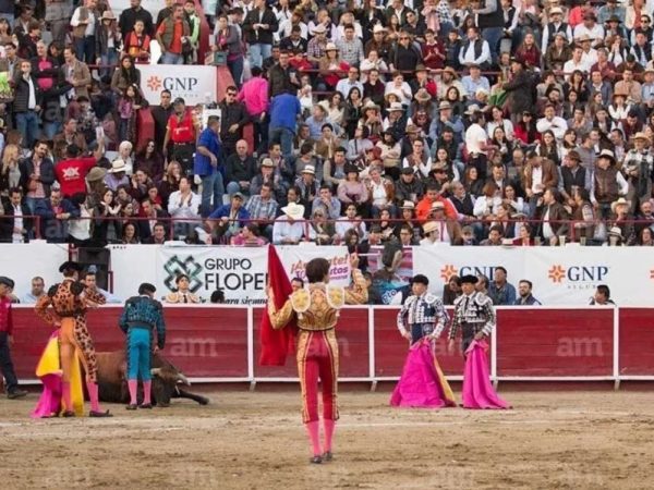 Corrida en ‘La Ganadera’ reaviva debate taurino en Hidalgo