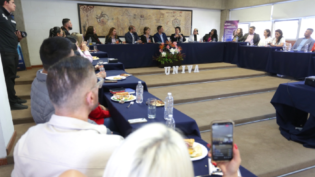 UNIVA León y California