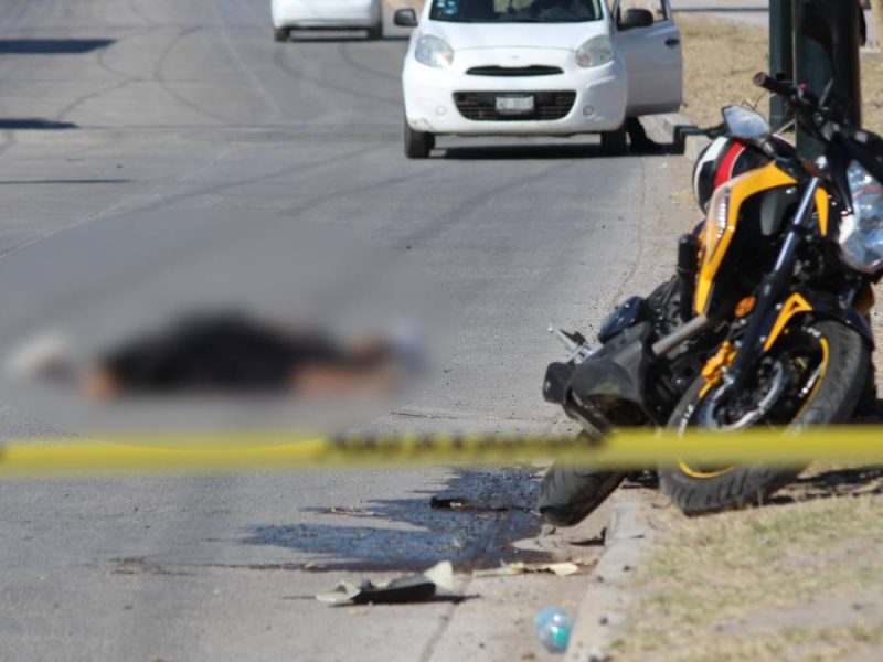 Accidente en León deja un motociclista muerto tras chocar contra poste
