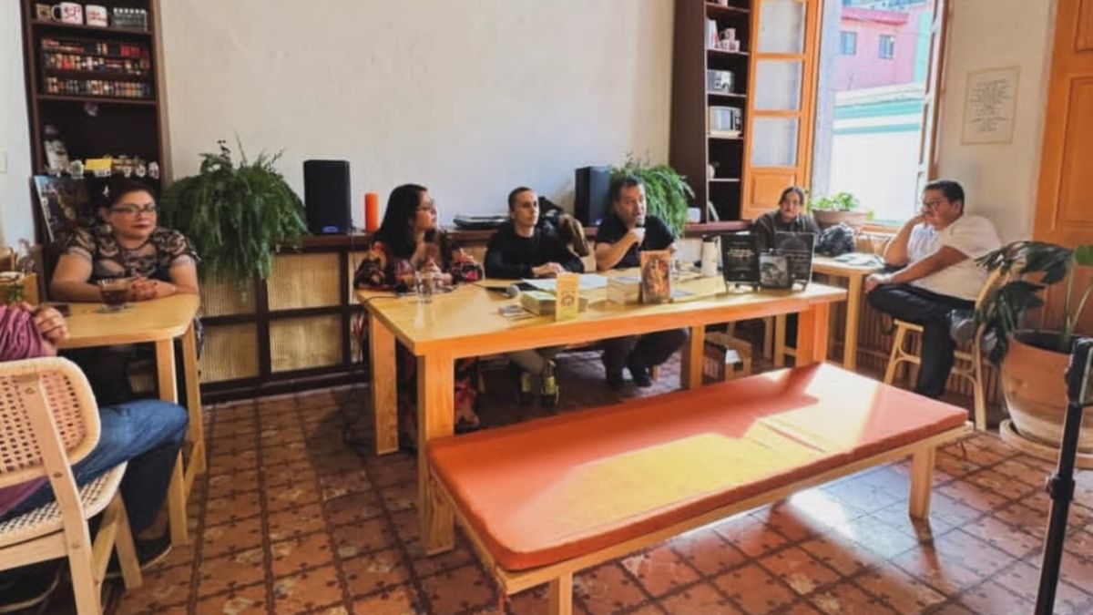 antología La vértebra oscura