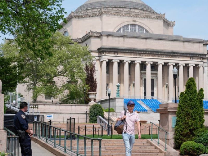 Arrestan a estudiante de la Universidad de Columbia: Agentes de ICE entran con engaños a residencia