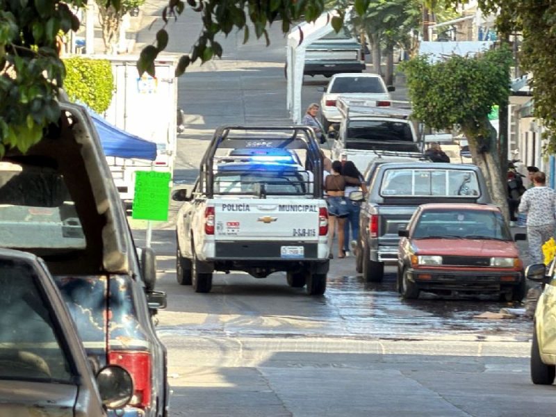 Esquiva adolescente ataque a balazos en Chapalita