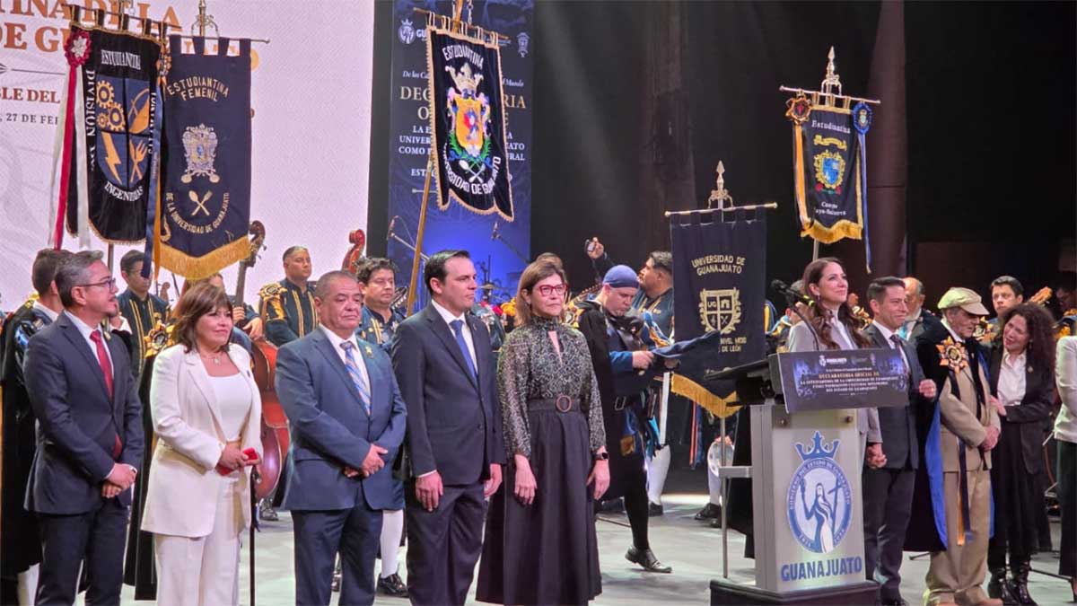 Estudiantina de la Universidad de Guanajuato