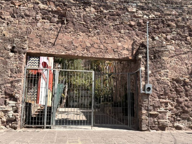 Fuga de gas en condominios alerta a guardería del Issste en la capital