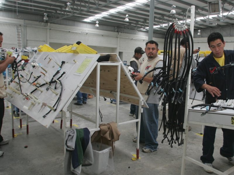 Califica Miguel Ángel Salim como ‘light’ reforma a jornada laboral de 40 horas