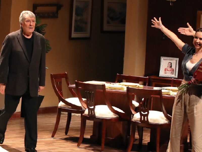 José Manuel Lechuga invita a despedir a Juan Ferrara en León con la obra No te vayas sin decir adiós