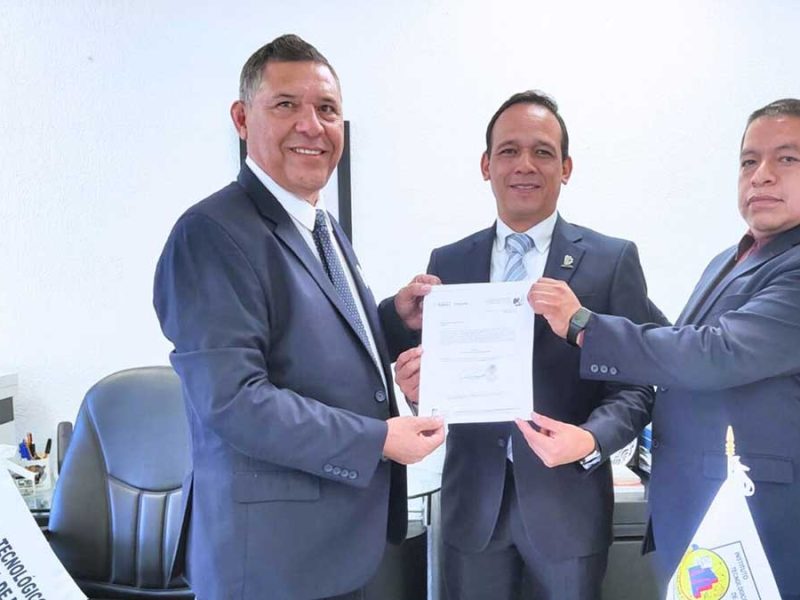 Felipe de Jesús Vences García asume la dirección del ITL con promesa comunicación y respeto