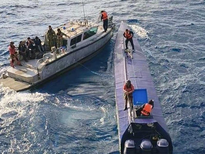 Narcosubmarino en Manzanillo: García Harfuch revela decomiso de cocaína en alta mar