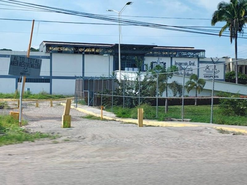 Recapturan a cuatro reos fugados del penal de Puerto Vallarta tras operativo de la Marina
