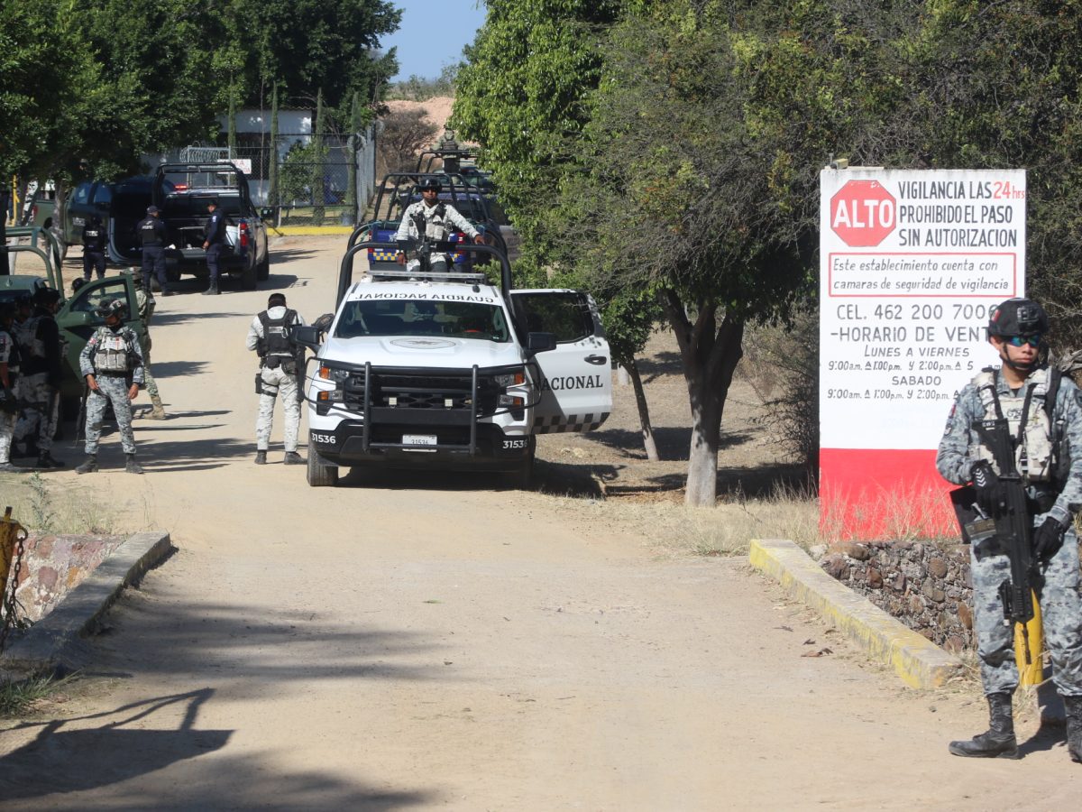 Incendian camioneta cuando ingresaba a un polvorín en Las Adjuntas