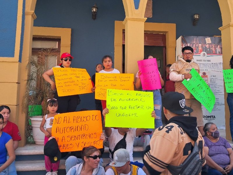 Ciudadanos se manifiestan contra FSPE en Romita; denuncian malas prácticas en centros de rehabilitación