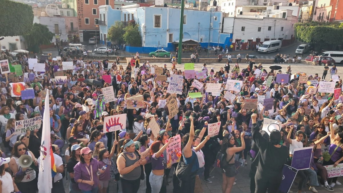 8M en Guanajuato capital