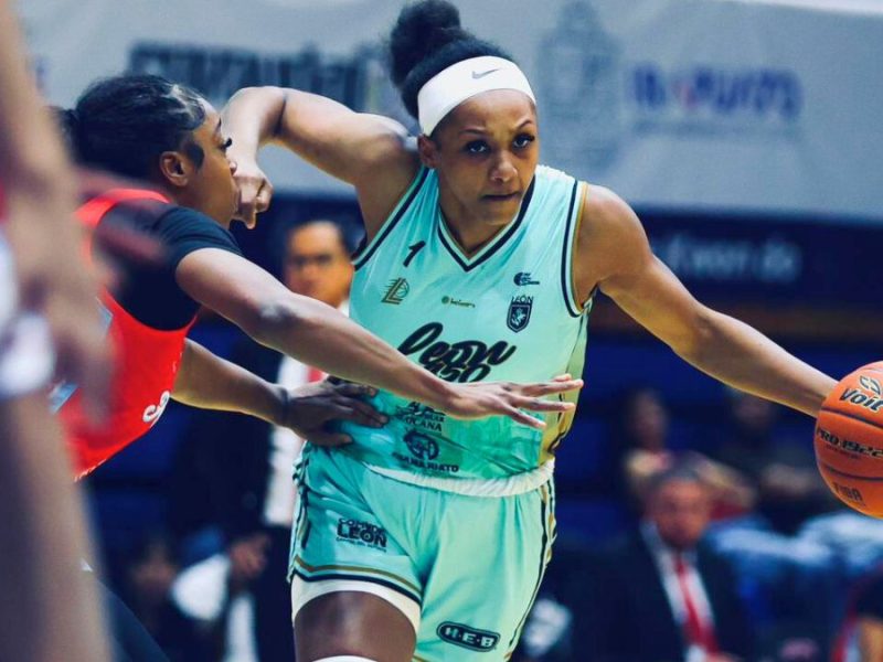 Abejas de León vencen 83-80 a Freseras en vibrante Clásico del Bajío