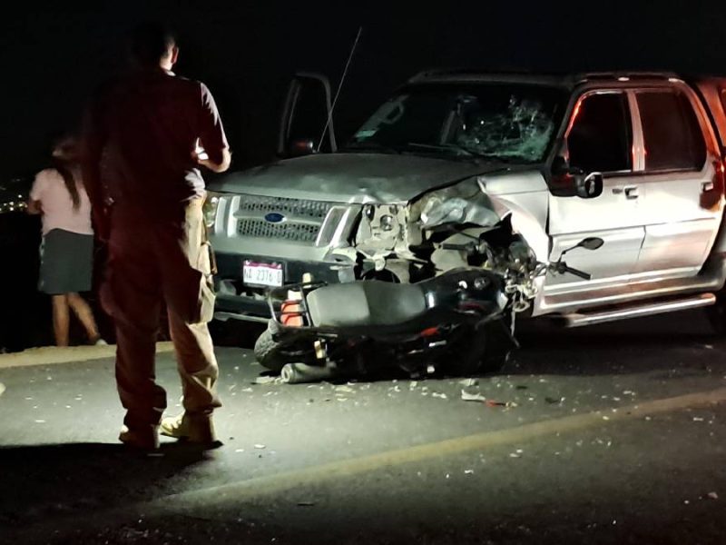 Accidente en carretera de Comanjilla deja un motociclista sin vida