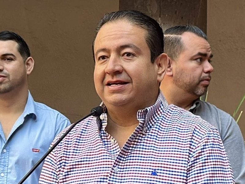 Acusan a Gustavo Robles Martínez, alcalde de Autlán, de amenazar a árbitros en partido de futbol 