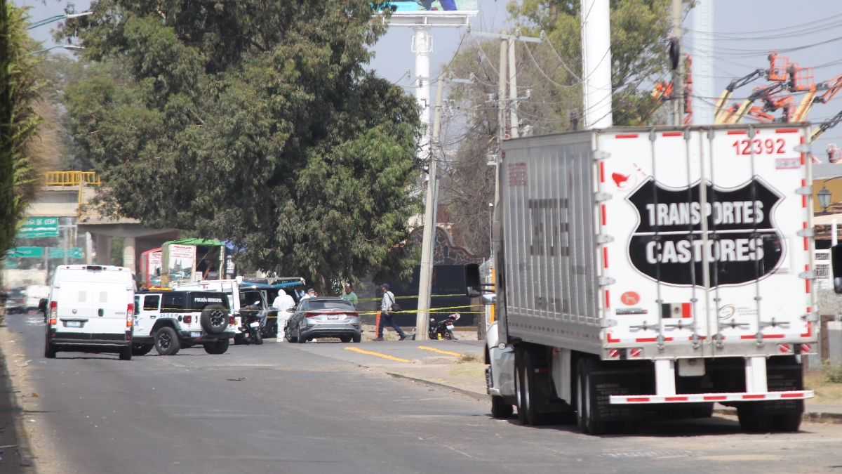 Asesinado afuera de paquetería