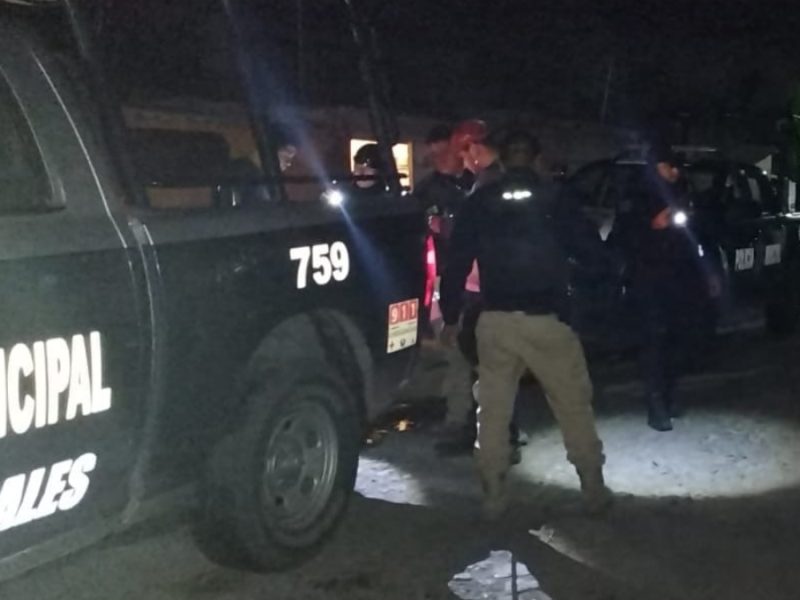 Joven malherido logra esconderse en casa tras ser perseguido a balazos en Valle de Santiago