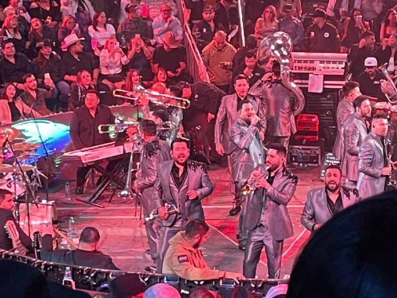 Banda MS se adueña del Palenque de la Feria de las Fresas 2026, donde cantaron sus éxitos