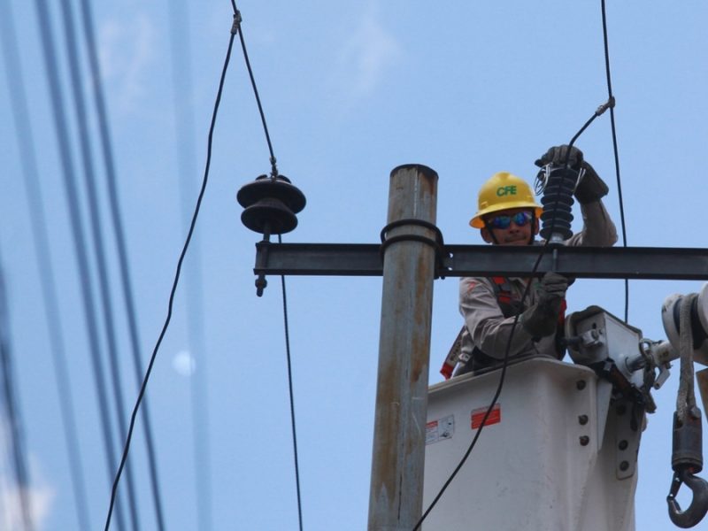 Revisará la Corte reforma que da supremacía a la CFE en el sector eléctrico