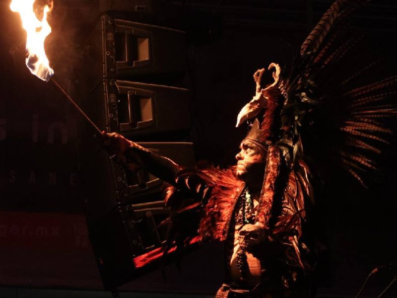 Cemican desata ritual de fuego y metal prehispánico en León