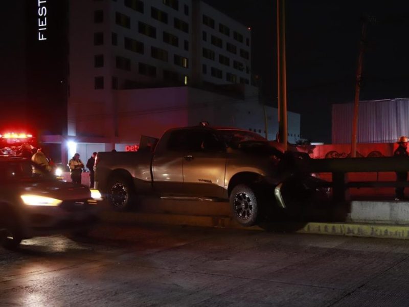 Accidente en bulevar Colosio deja una persona sin vida