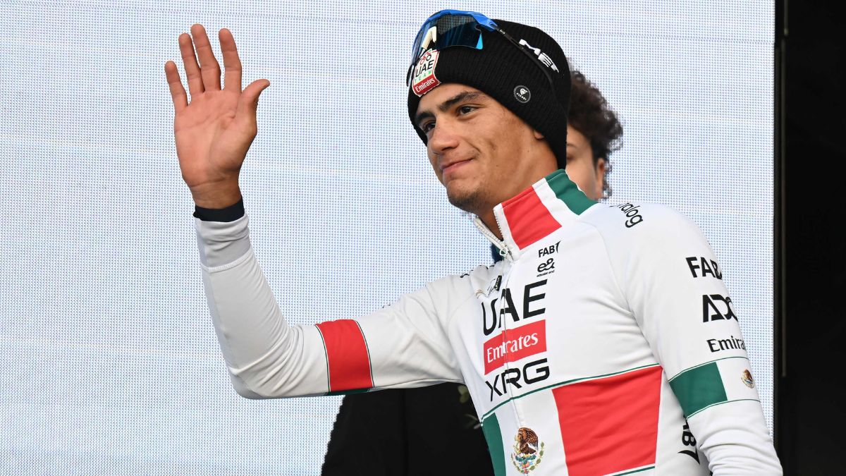 Isaac del Toro en la Tirreno-Adriático 2026. Foto: Mexsport.