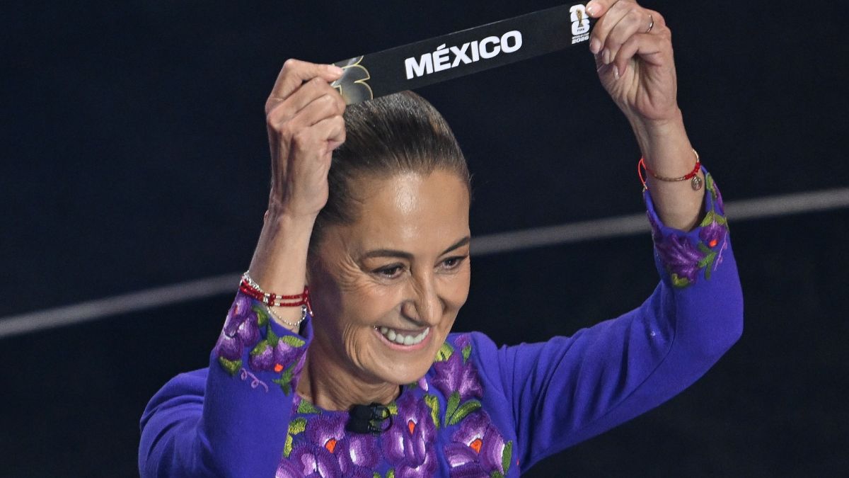 Claudia Sheinbaum durante el sorteo del Mundial 2026. Foto: Mexsport.