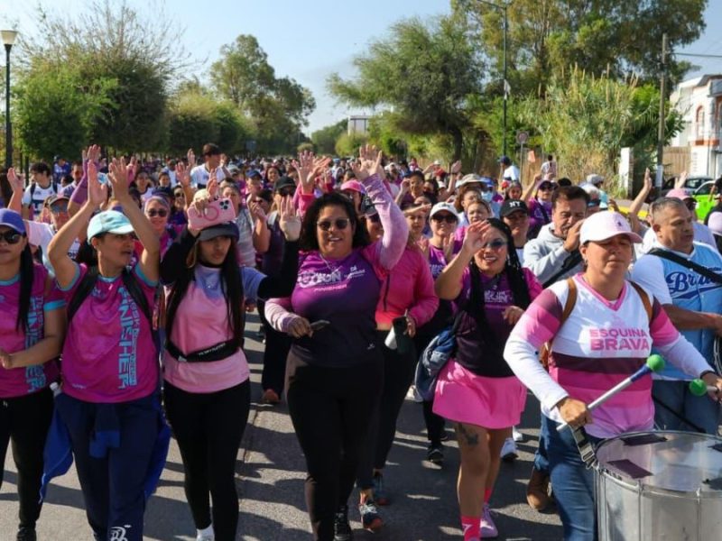 Comude León conmemora el Día Internacional de la Mujer con caminata