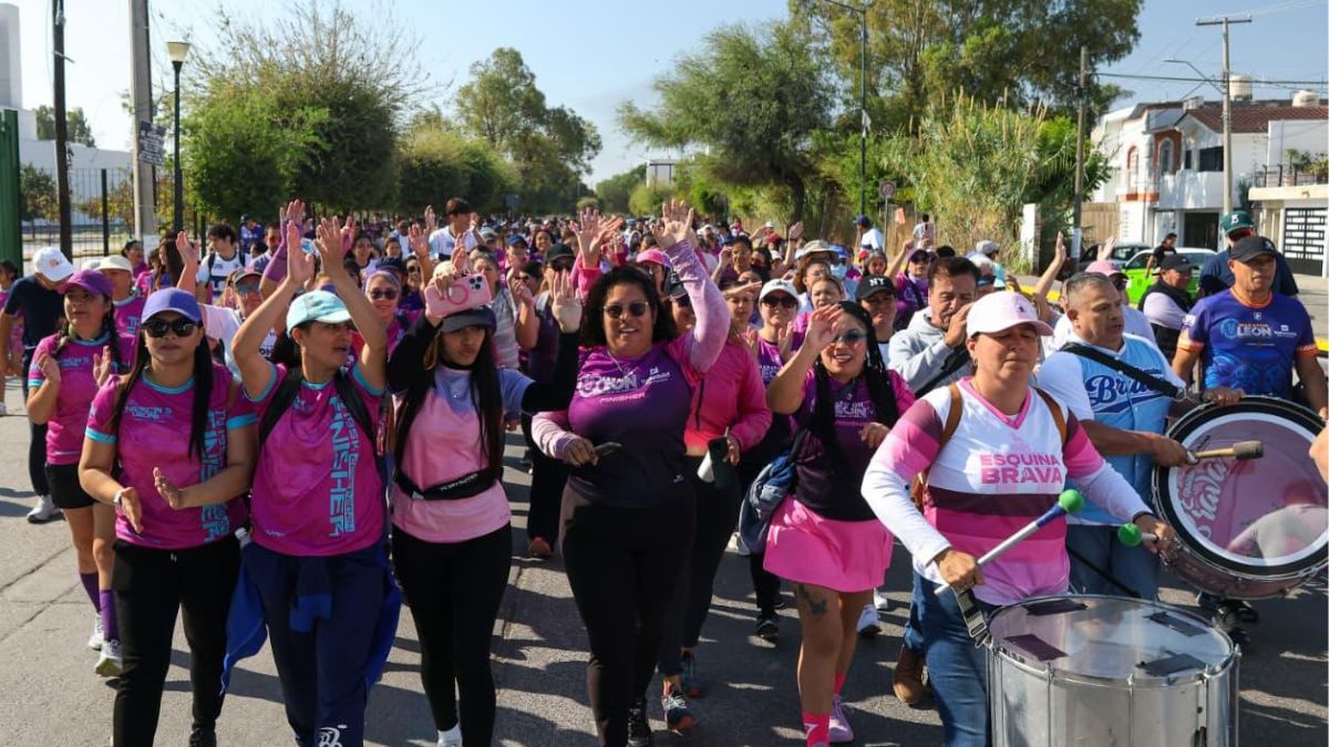 La caminata recreativa de Comude León por el 8M. Foto: Comude León.