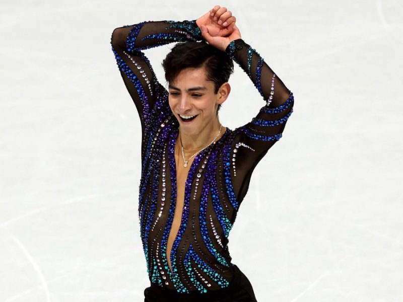 ¡A la final! Donovan Carrillo clasifica en el Mundial de Patinaje Artístico Praga 2026