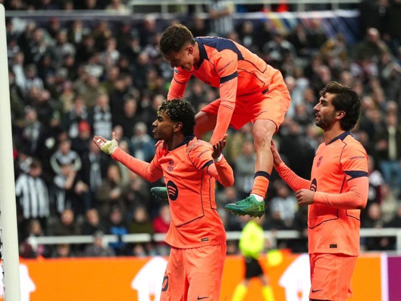 FC Barcelona rescata empate ante Newcastle con gol de último minuto en la Champions League