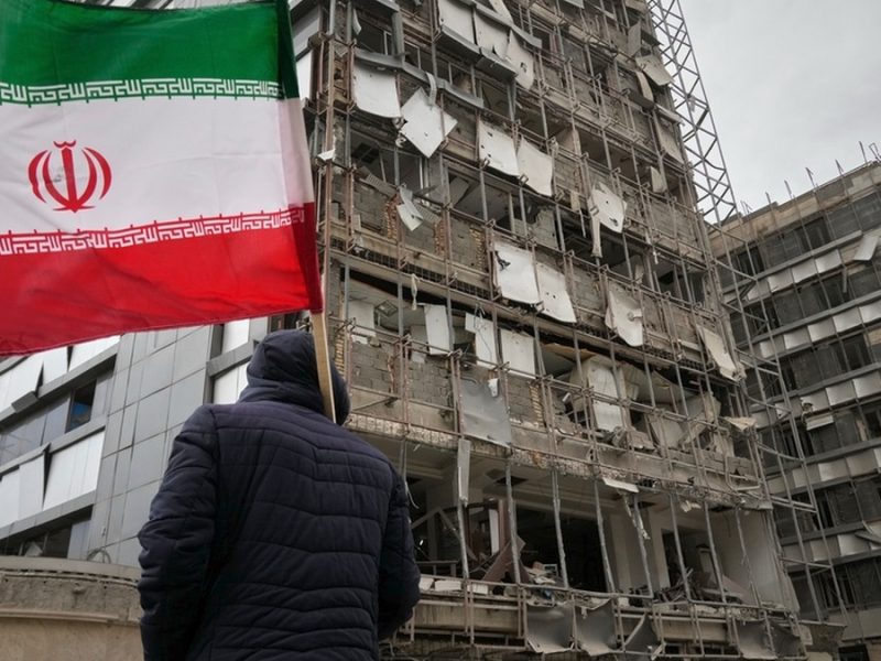 Irán y aliados contraatacan; ‘los golpes más duros están por venir’, dice EU y suben precios de energéticos