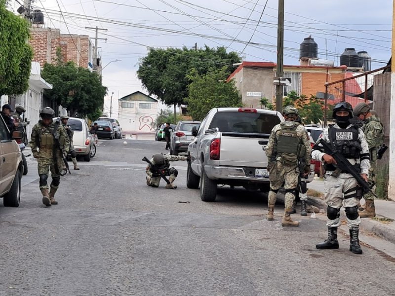 Hieren a David tras un ataque armado en León; agresores huyen en moto