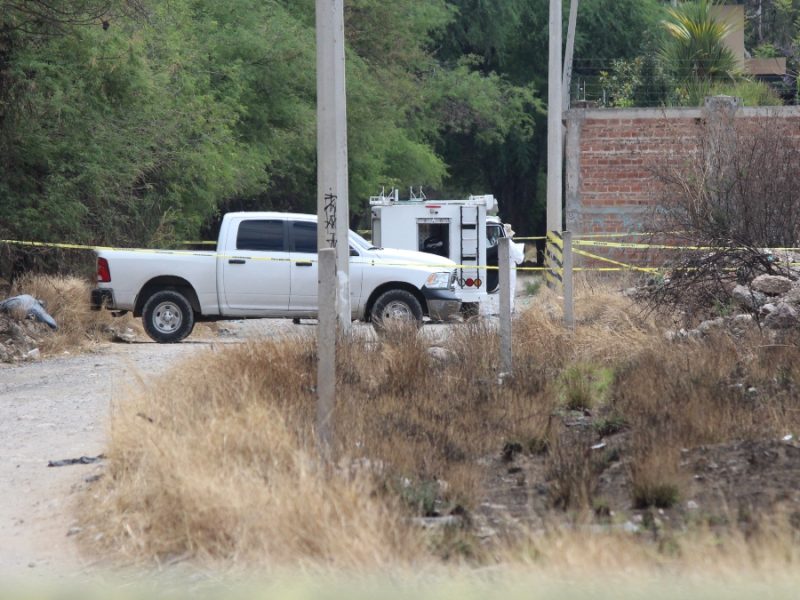Hallazgo en El Encanto: Tiran cuerpo de hombre violentado y envuelto en una lona, en León