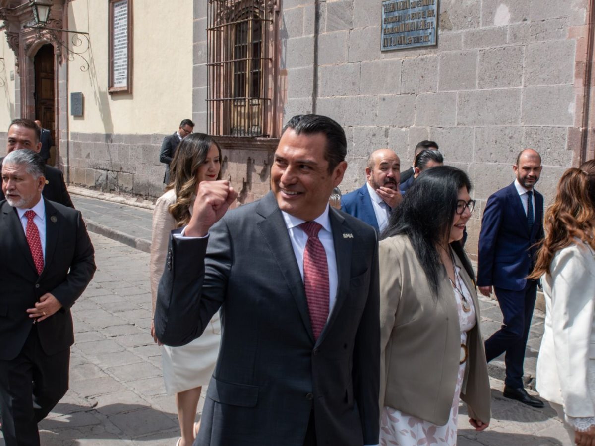 Conmemora Congreso en San Miguel de Allende Mauricio Trejo recibe a los legisladores en sesión solemne por los 200 años de San Miguel de Allende como ciudad