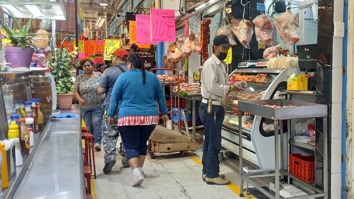 Locatarios del Mercado Hidalgo en Celaya