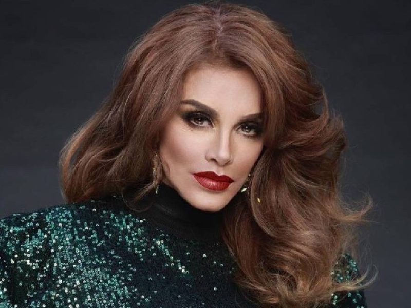 Lucía Méndez presume sesión de fotos y la tunden en redes sociales por abuso de filtros