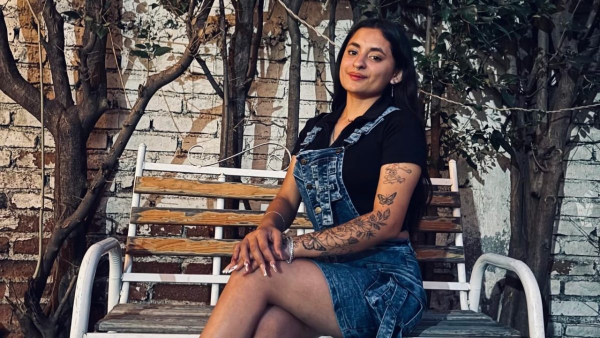 Madeline de 21 años