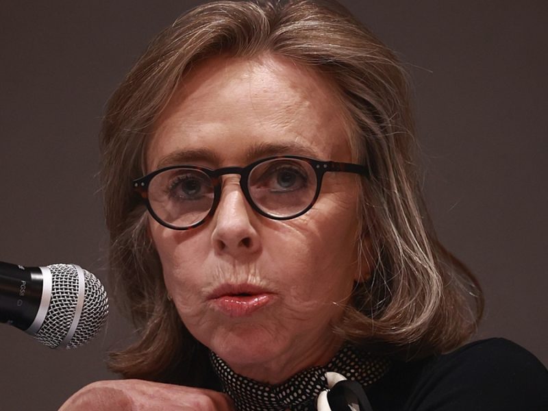 Acusan uso político en revocaciones del SAT a organizaciones civiles