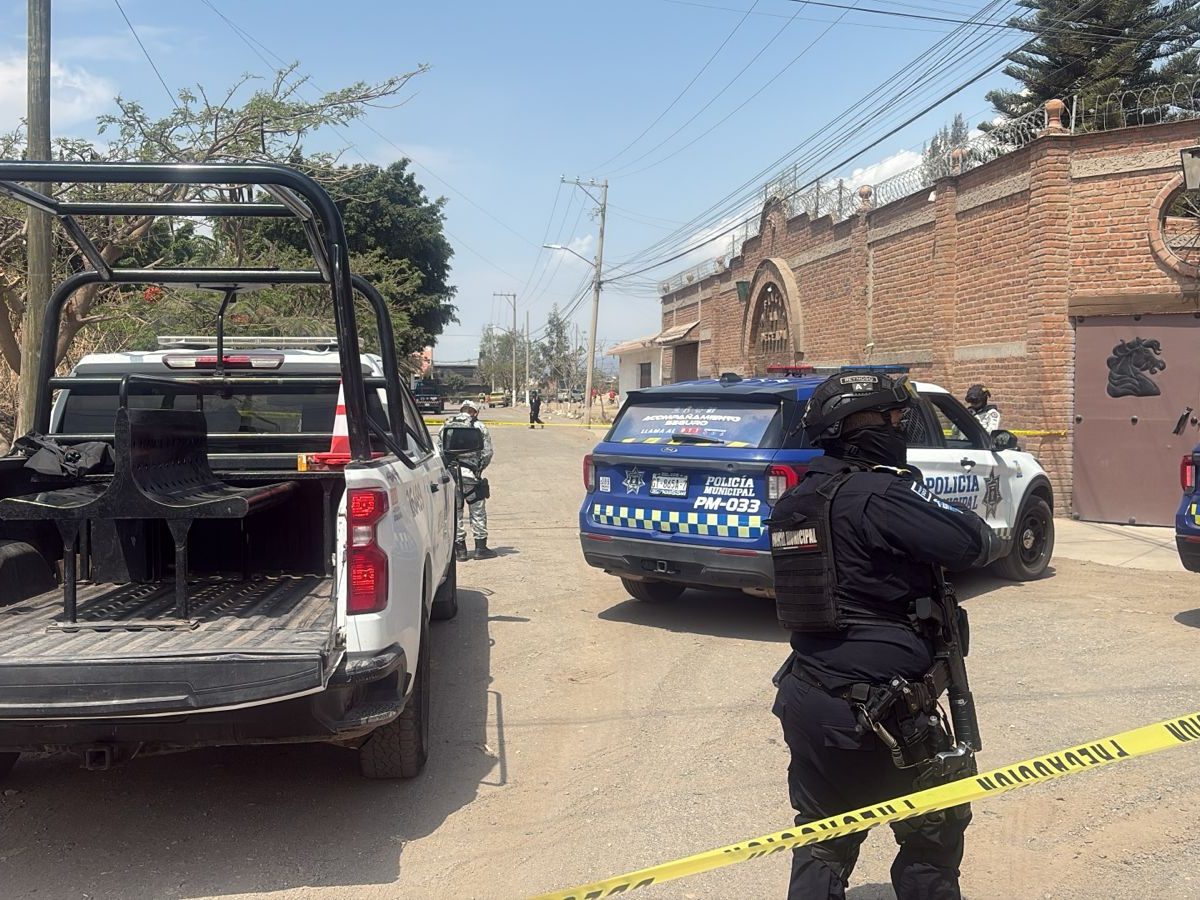 Violencia a plena luz del día en Irapuato: Acribillan a mujer en la colonia Florida