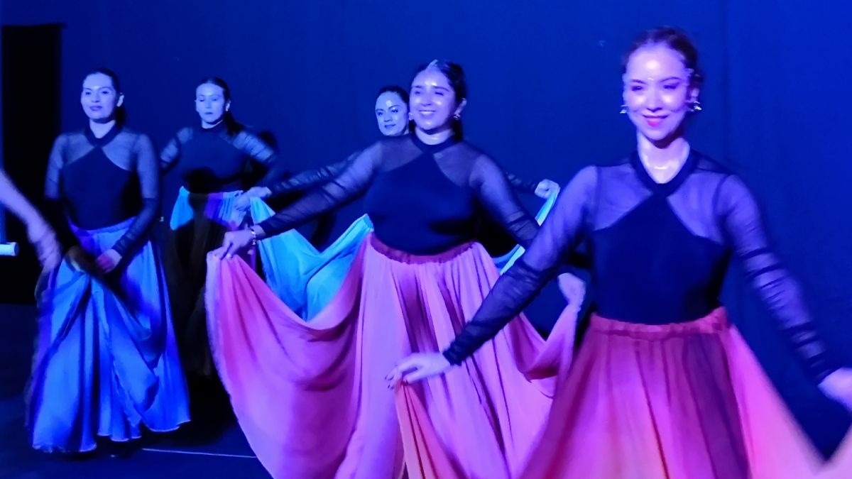 Mujeres Mexicanas en el arte de Danza Jazz Vitalidad