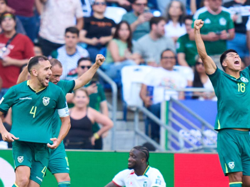 Selección de Bolivia vence a Surinam y enfrentará a Irak por el boleto al Mundial 2026