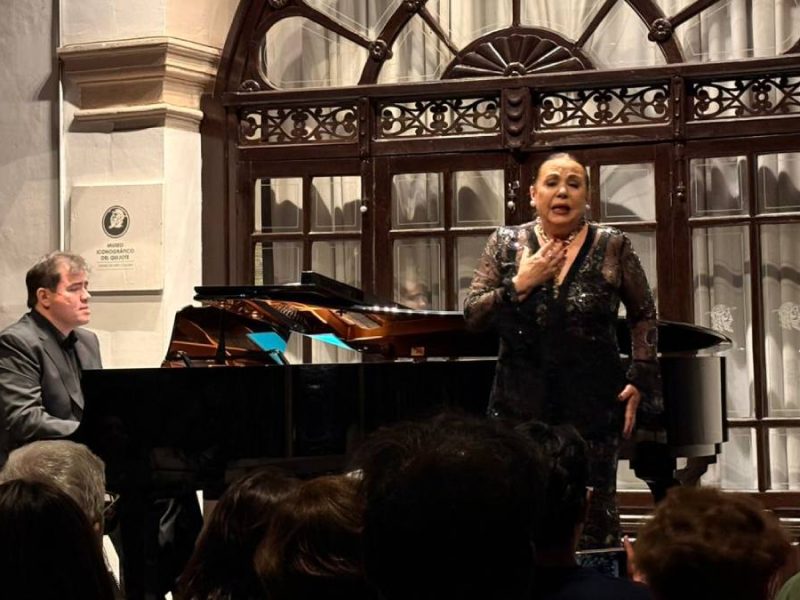 Ana Caridad Acosta triunfa en su regreso a Guanajuato con el concierto “Tierra de mis amores”