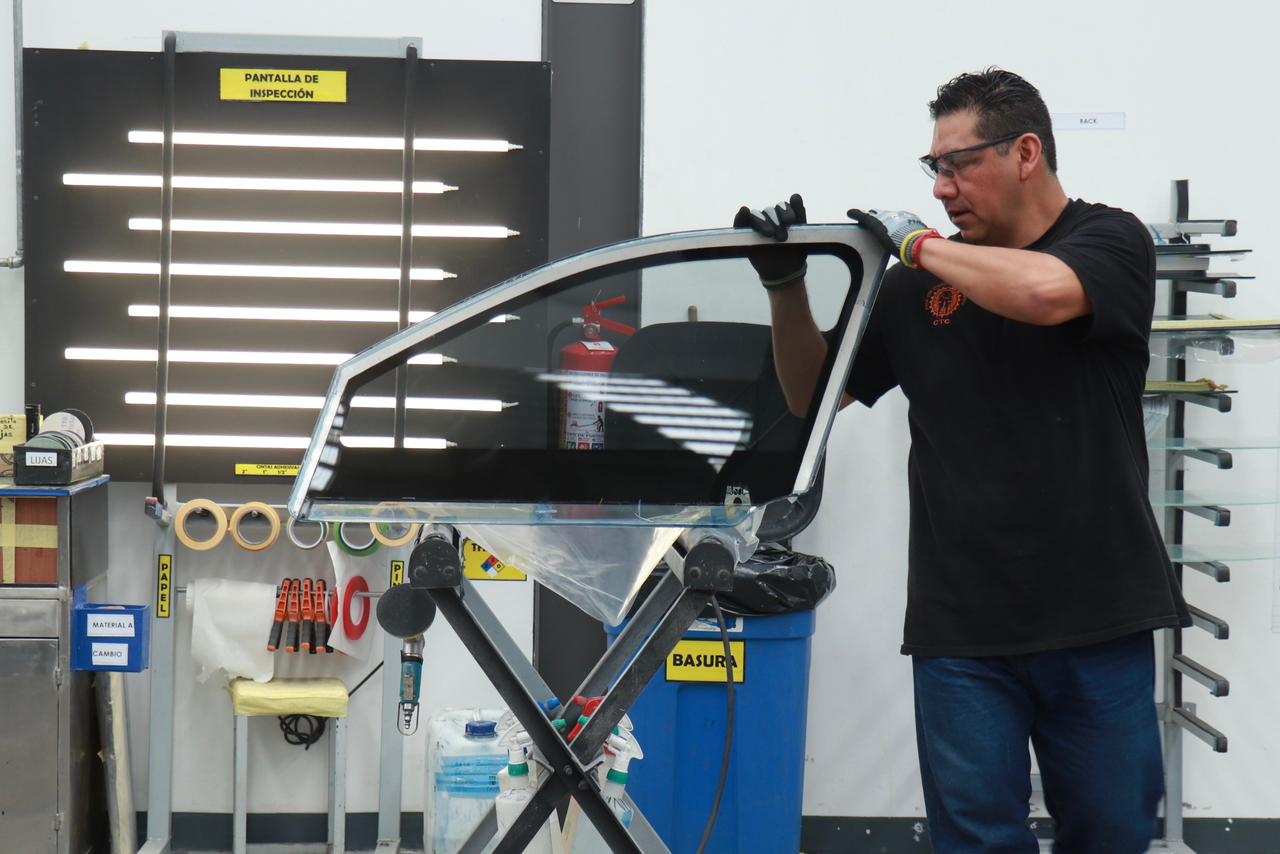 Blindaje vehicular puede costar hasta 2 millones de pesos; inauguran planta en Hidalgo